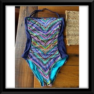 ANNE COLE ETHNIC STRIPE SPLICED BANDEAU ONE PIECE SWIMSUIT